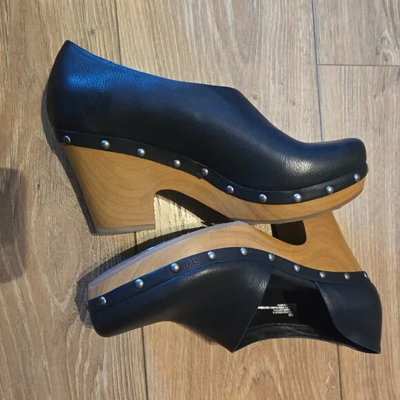 Kork-Ease Black Leather Slip-On Clogs with Tan Wood Heel - Picture 8 of 12